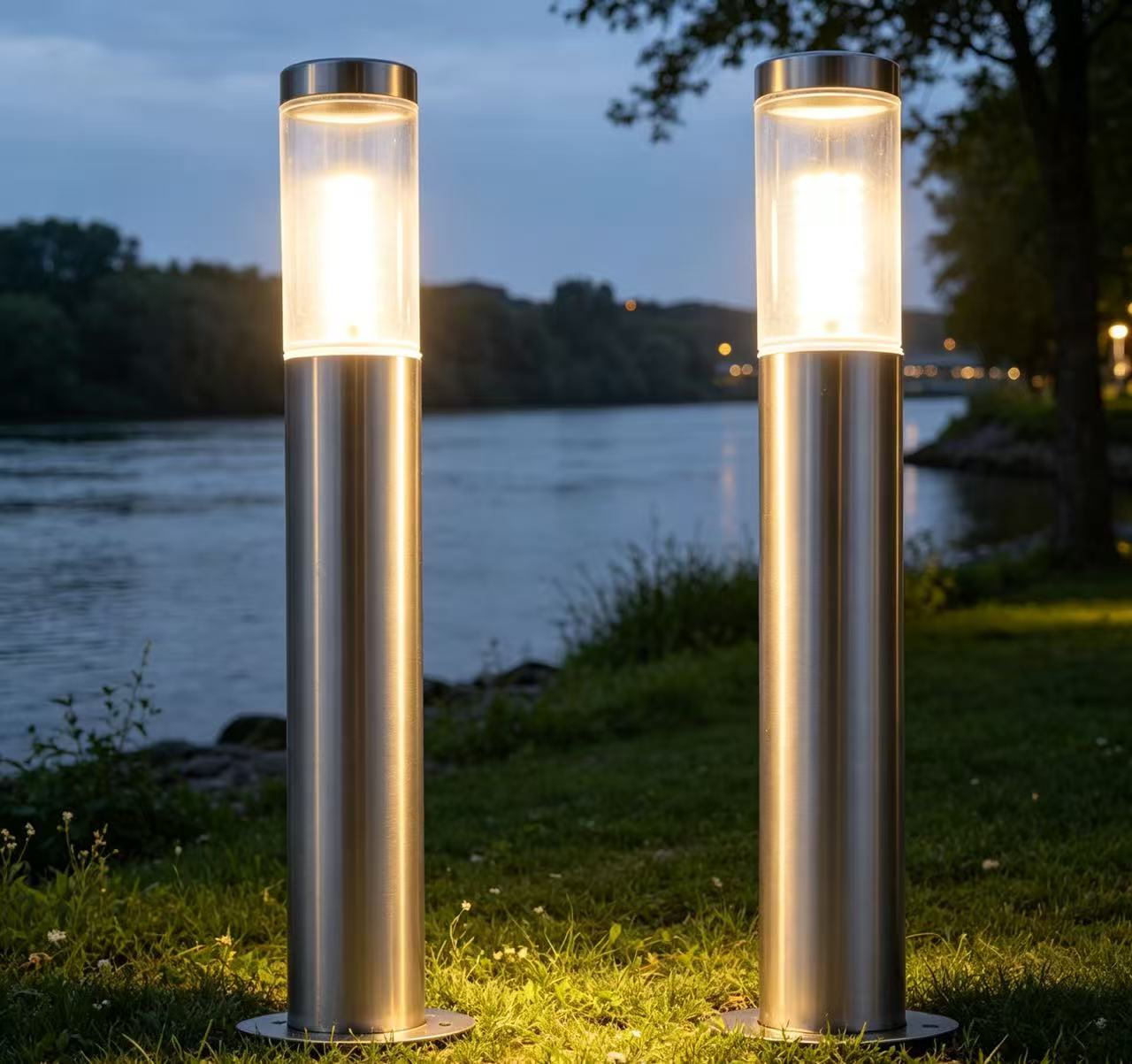 Zewnętrzna lampa trawnikowa LE – Outdoor Lighting Hardwired recenzja i cena