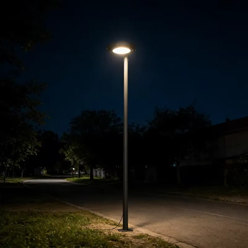 Lampa ogrodowa LED ze stalowym – Outdoor Lighting Pole recenzja i cena