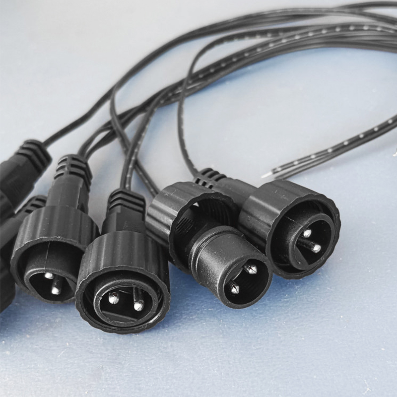 Zewnętrzne złącze LED 2-pinowe – Outdoor Lighting Extension Cord recenzja i cena